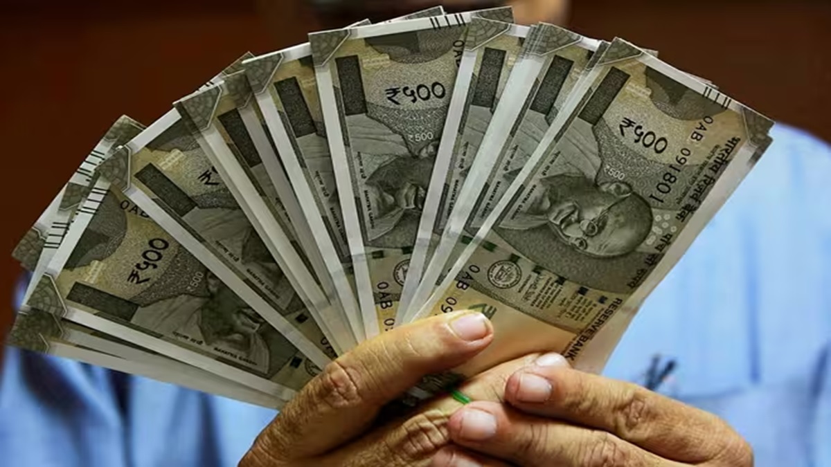 7th Pay Commission: Big hike in basic pay on the cards for govt employees! DA will start from 'ZERO' after THIS revision
