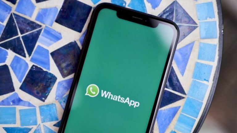 Raportin mukaan WhatsApp saattaa pian antaa sinun muuttaa hindinkieliset äänimuistiinpanot tekstiksi