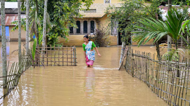 Assamin tulva: 35 kuollutta, yli 6,44 lakhia kärsinyt 19 alueella;  CM Himanta Biswa Sarma sanoo ”seuraavat 48 tuntia ratkaisevan tärkeitä”